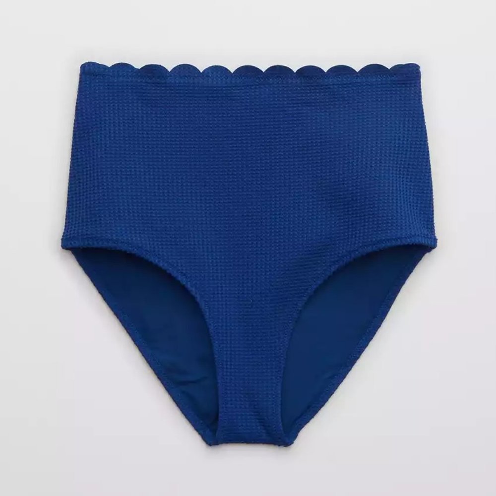 sold on vinted 🌱HOST PICK🌱 Aerie Waffle Scalloped Bikini Bottom - Picture 4 of 10